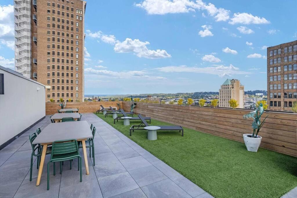 Optimum - Downtown Sanctuary! Appartement Birmingham Buitenkant foto